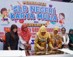 Peresmian SLB-B Negeri Karya Mulia, Reni Astuti Apresiasi Gubernur Perkuat Pendidikan Inklusi